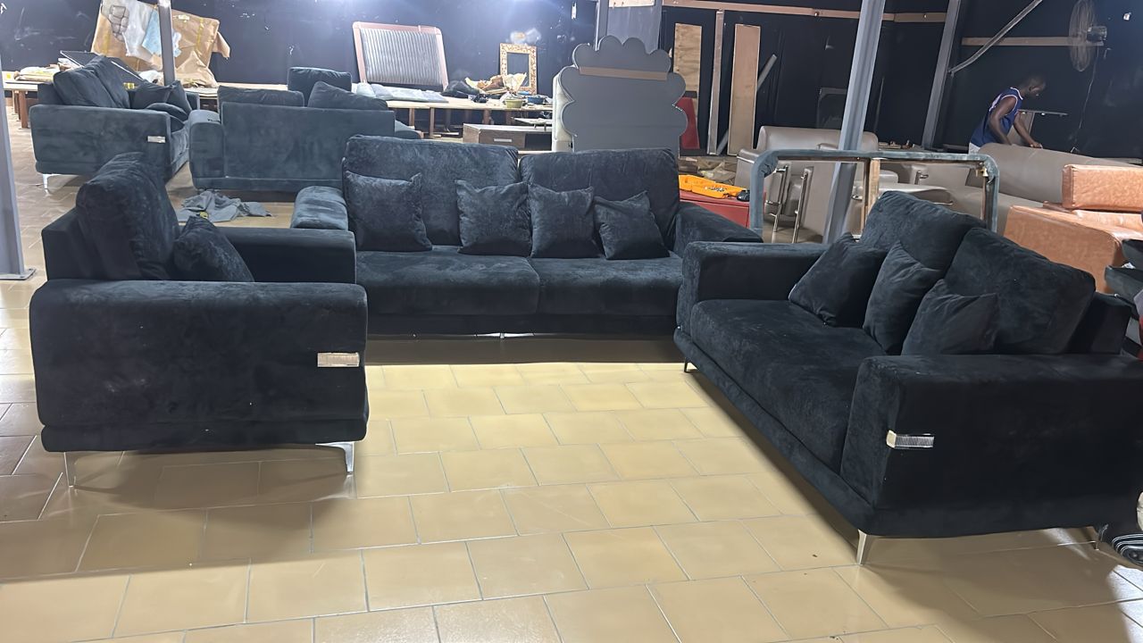 Ensemble fauteuil 2 grands 1 petit noir Ensemble fauteuil 2 grands 1 petit noir